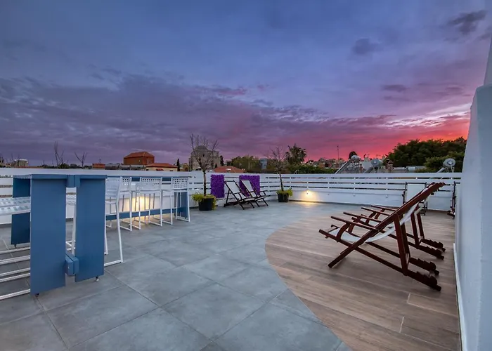 Alley 7, Old Town بيت ضيافة 4*