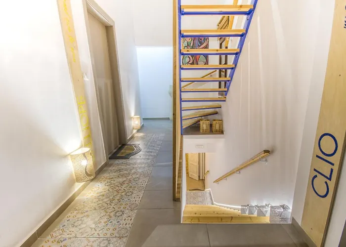 Alley 7, Old Town Pensión