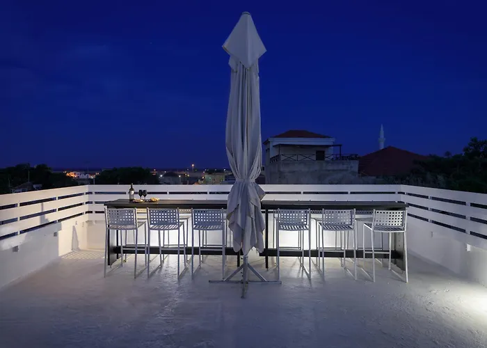 Alley 7, Old Town Rhodes City